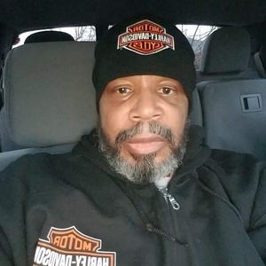 Meet your Posher, Raymond